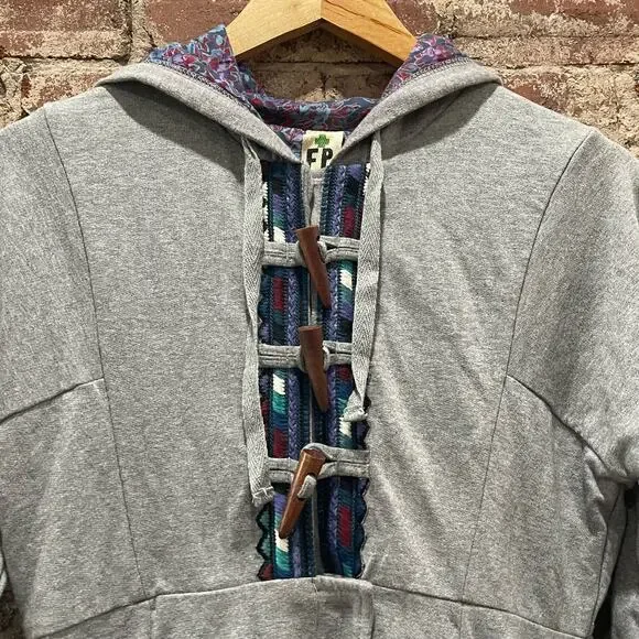 Free People Heather Grey Embroidered Tunic Size Small - Picture 2 of 5